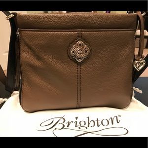 ❤️Brighton Harrison Handbag